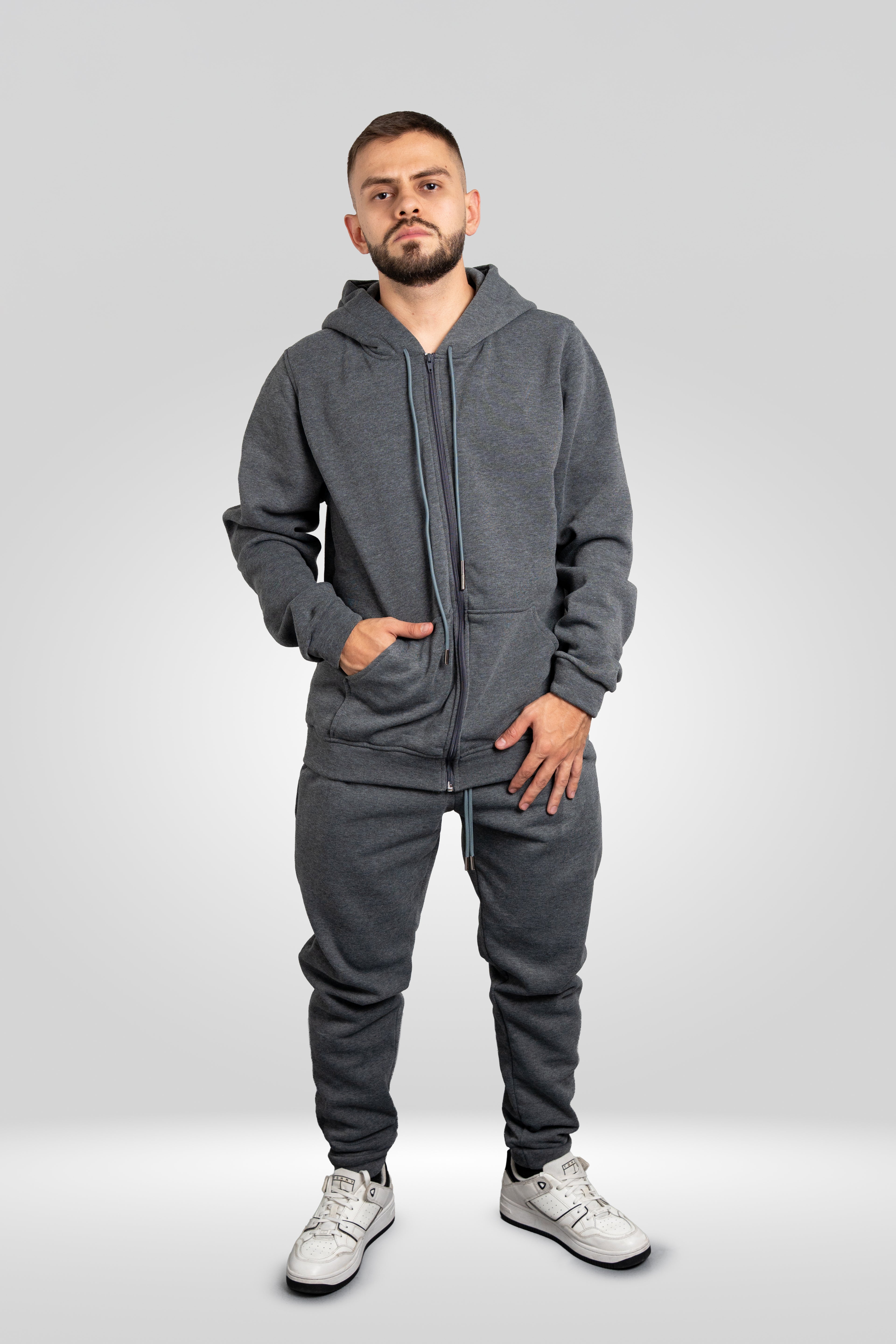 Conjunto buzo con cierre y sudadera