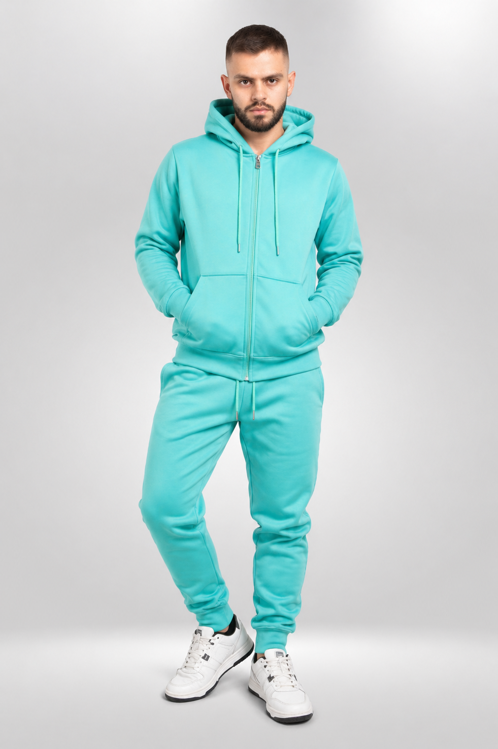 Conjunto buzo con cierre y sudadera