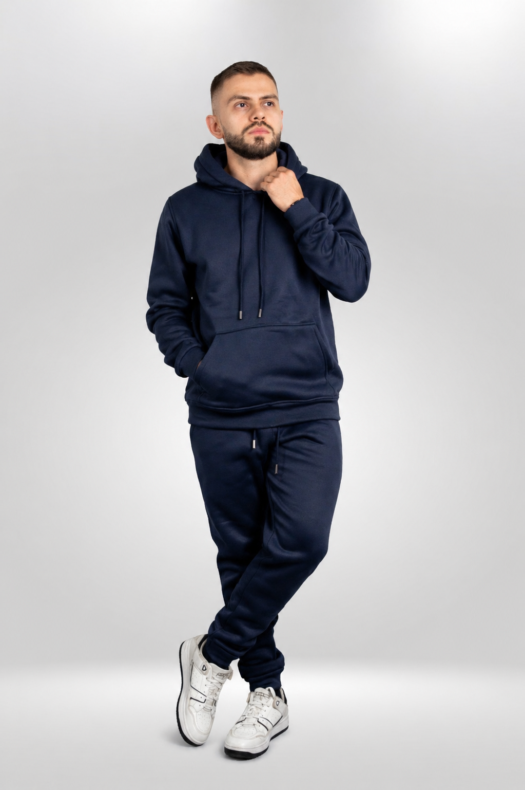 Conjunto buzo sin cierre y sudadera